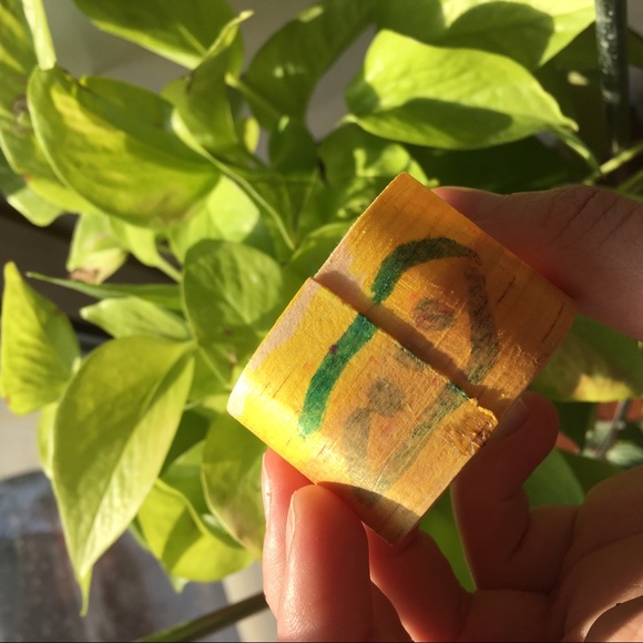 FREE WITH PURCHASE 💸 miniature dolls + wooden box - Picture 6 of 11